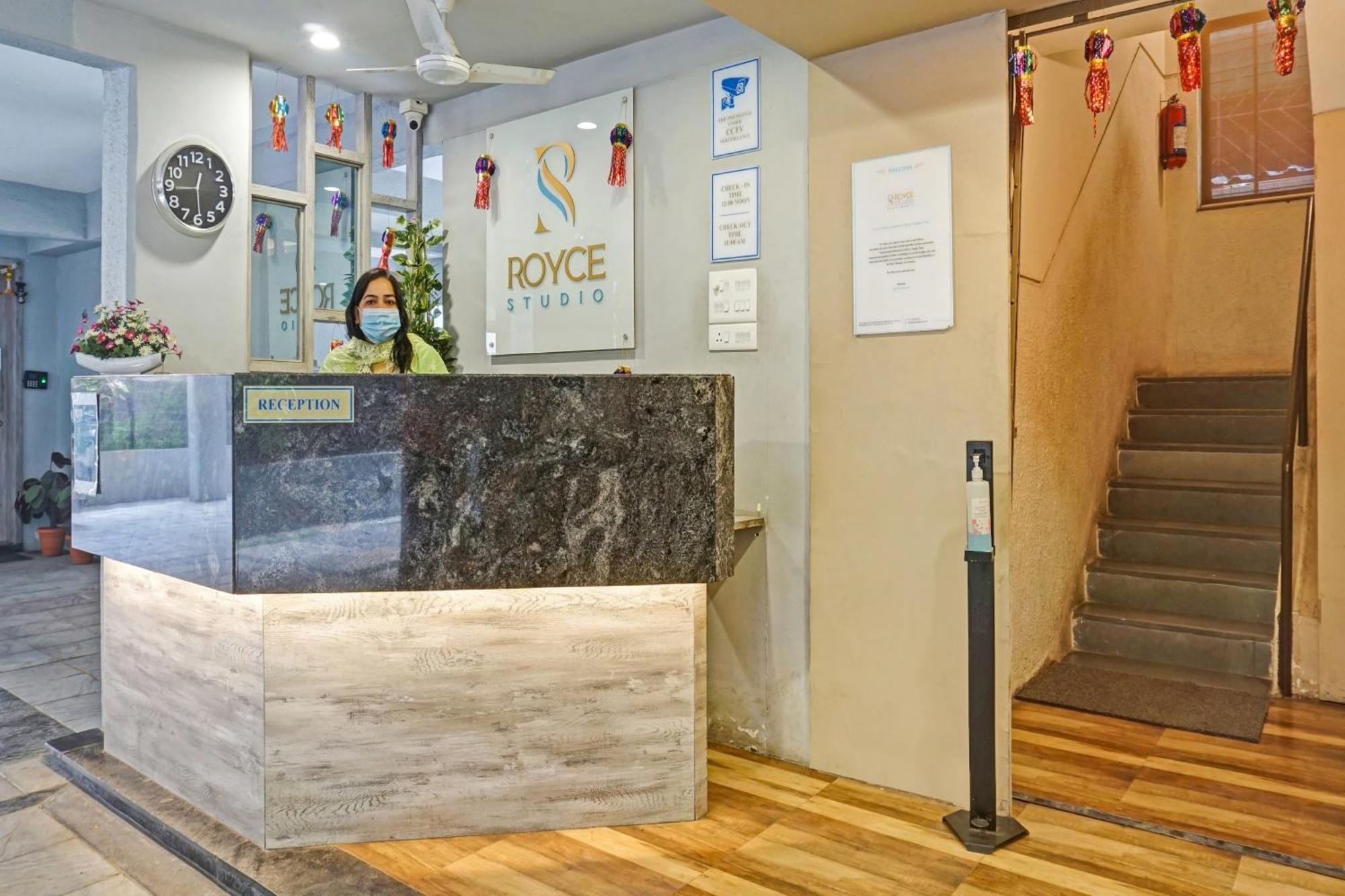 Collection O Royce Studios Near Pune Airport Εξωτερικό φωτογραφία