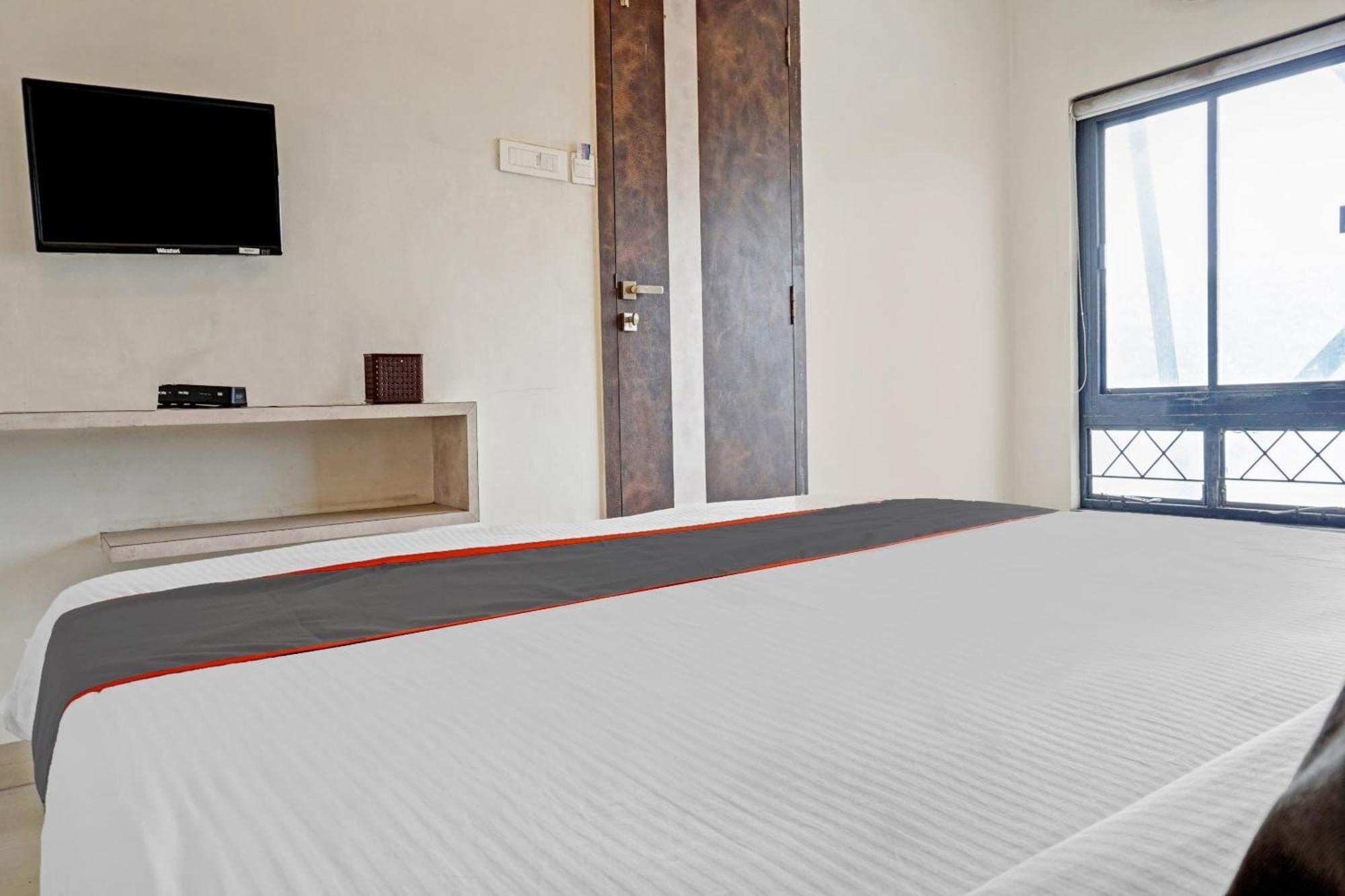 Collection O Royce Studios Near Pune Airport Εξωτερικό φωτογραφία