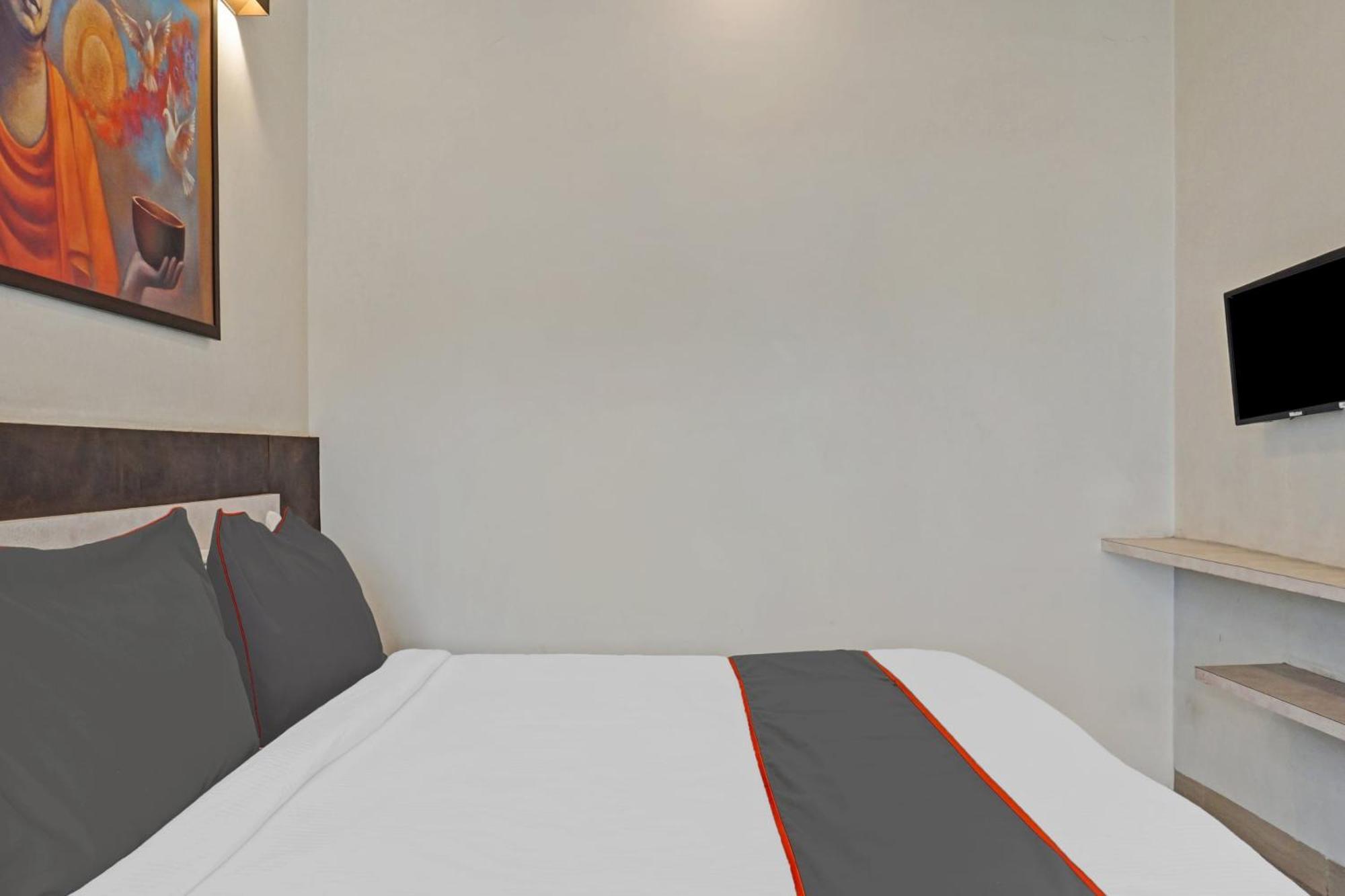Collection O Royce Studios Near Pune Airport Εξωτερικό φωτογραφία
